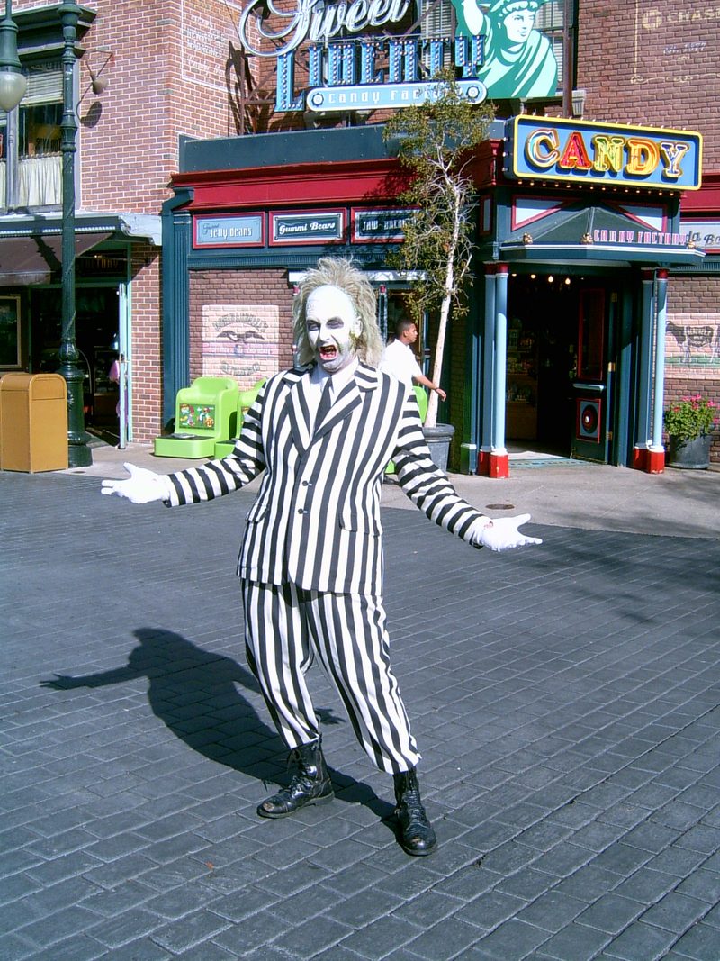 Beetlejuice (1988)
