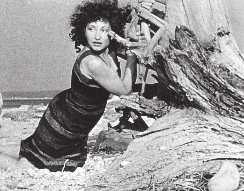 At Land (1944)