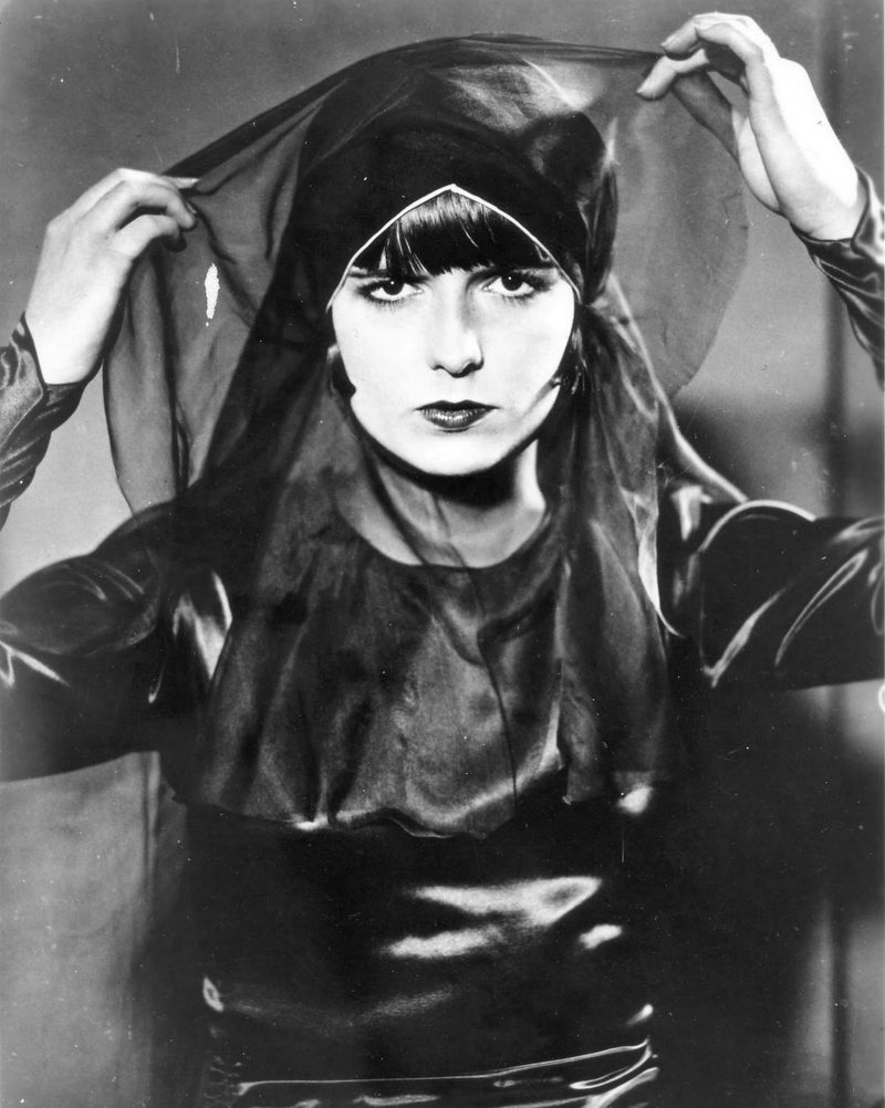 Pandora's Box (1929)